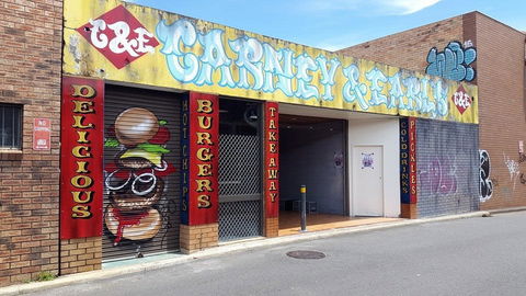 Carney & Earl's - Accommodation Broome 0