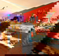 Roscoes Pizza - Accommodation Broome