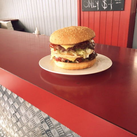 Danny's Burgers - Accommodation Broome 0