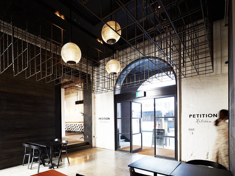 Petition Kitchen - Accommodation Broome 0