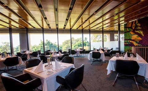 SJ's Brasserie - Accommodation Broome 5