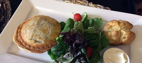 Vietnamese Saigon Star - Accommodation Broome 9