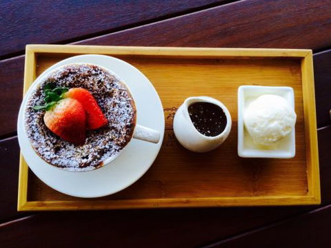 Q Bar & Brasserie On The Avenue - Accommodation Broome 4