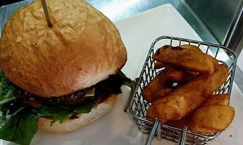 Cafe Discovery At Agnes - Accommodation Broome 0