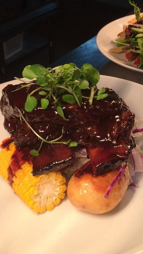 Clippers Bar & Grill - Accommodation Broome 5