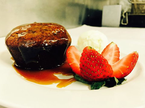 Woodford Seafood & Curry House - Accommodation Broome 0