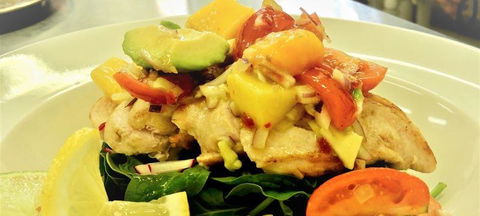 Phoebe's @ Ten Dollar Town Motel - Accommodation Broome 3