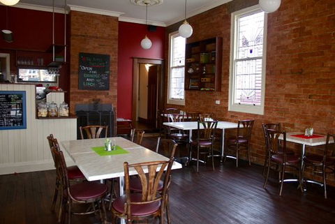 The Apple Tree Cafe - Accommodation Broome 12