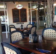 Fins Cafe - Accommodation Broome
