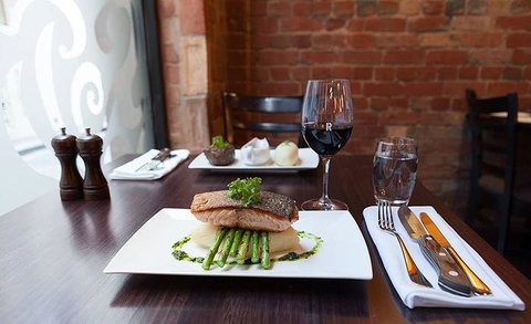 Stonelea Restaurant - Accommodation Broome 9
