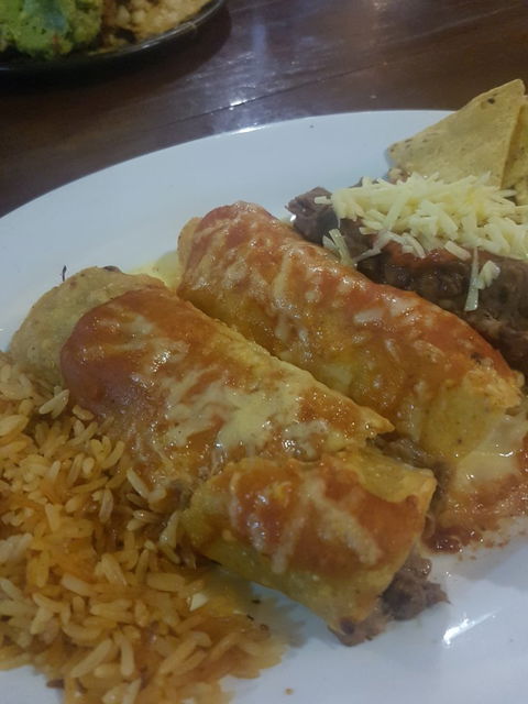 Serranos Mexican Cantina - Accommodation Broome 2