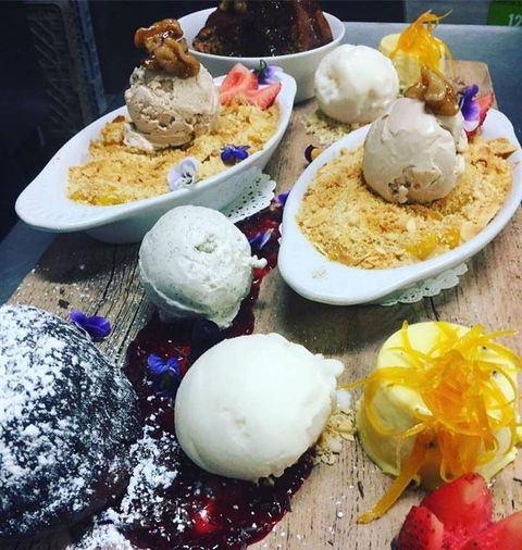 RST Seafood Restaurant - Accommodation Broome 11