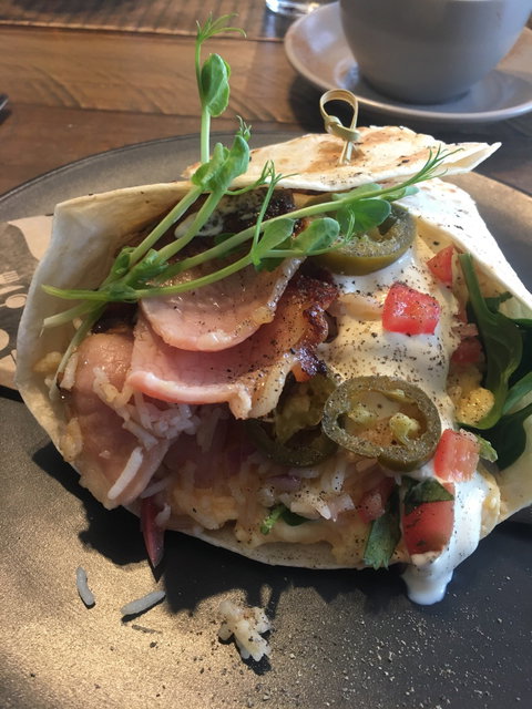 The Brown Bear Eatery - Accommodation Broome 4