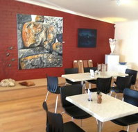 Artifakt Gallery and Cafe