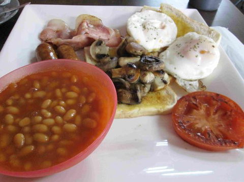 Molly's Great Food Cafe - Accommodation Broome 0