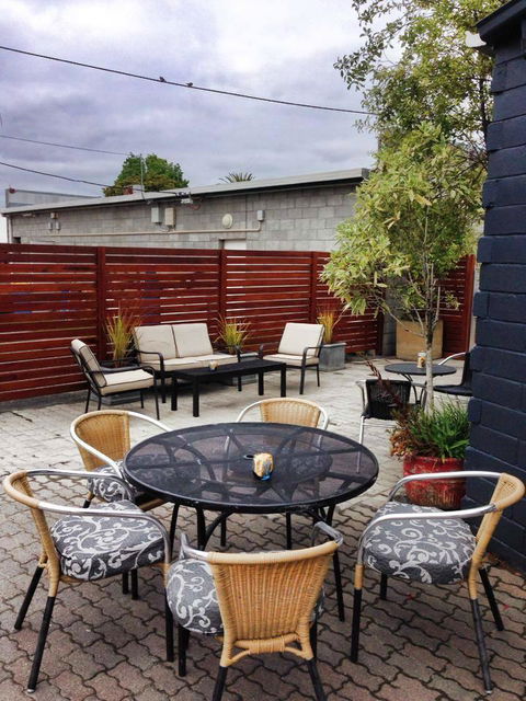 The Lifebuoy Cafe & Quail Street Emporium - Accommodation Broome 4