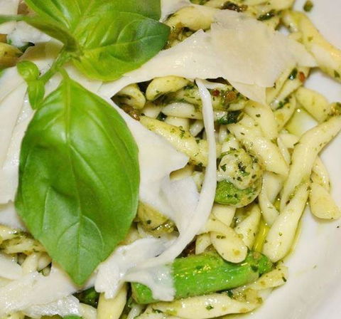 FOS Kitchen & Bar - Accommodation Broome 10