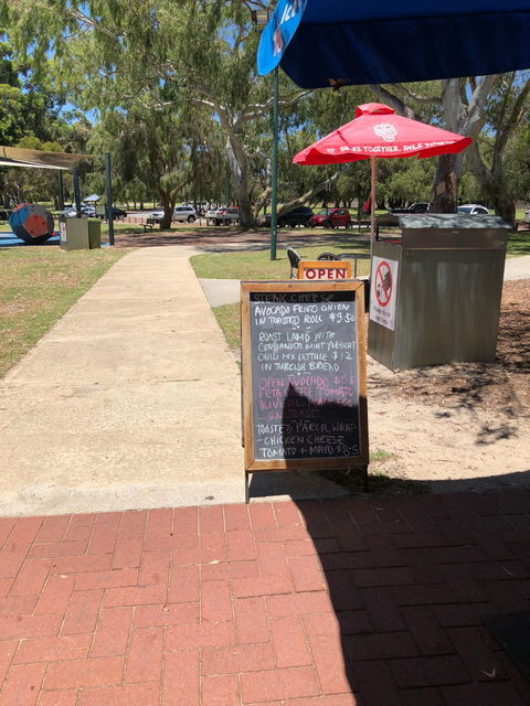 Tomato Lake Cafe - Accommodation Broome 4