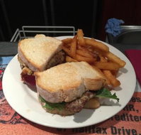 Bull and Bush Tavern - Accommodation Broome