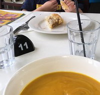 Laratinga Cafe