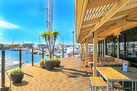 Marina Hotel - Accommodation Broome 0