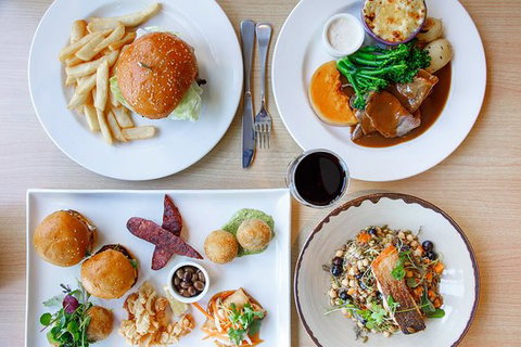 The Barker Hotel - Accommodation Broome 0