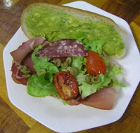 Oliveri's Continental Deli - Accommodation Broome