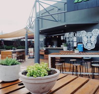 Fat Dogz - Accommodation Broome