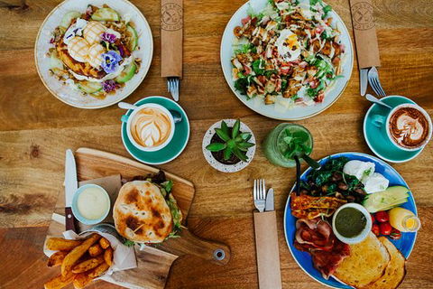 Monica's Cafe - Accommodation Broome 0