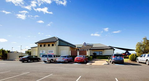 Highfields Tavern - Accommodation Broome 0