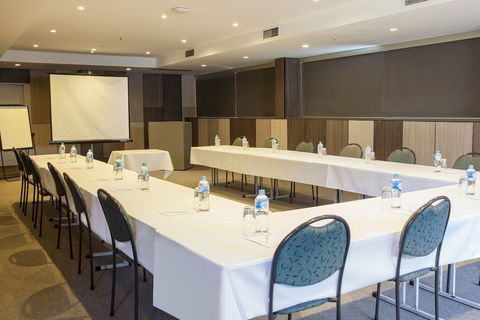 Metro Aspire Hotel Sydney - Accommodation Broome 13