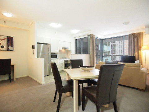 Oaks 212 Margaret - Accommodation Broome 1