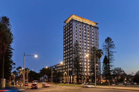 DoubleTree by Hilton Perth Waterfront - Accommodation Broome 1
