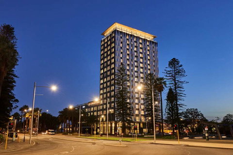DoubleTree by Hilton Perth Waterfront - Accommodation Broome 2