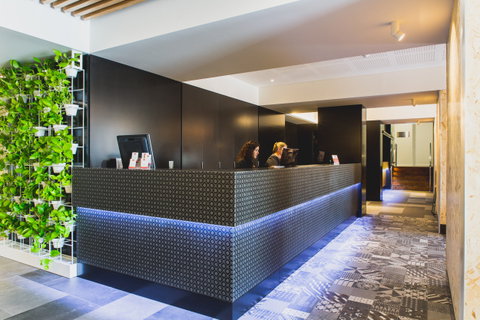 Metro Hotel Perth, South Perth - Accommodation Broome 4