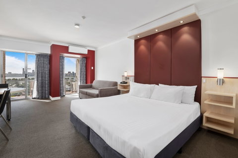 Metro Hotel Perth, South Perth - Accommodation Broome 6