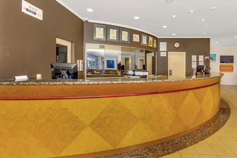 Comfort Inn & Suites Goodearth - Accommodation Broome 3