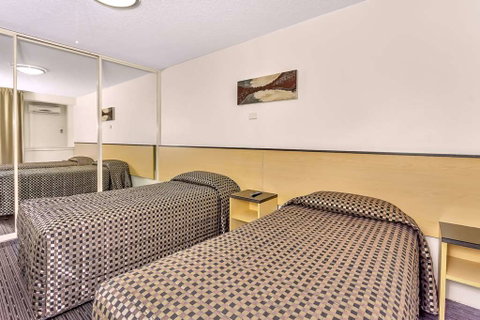 Comfort Inn & Suites Goodearth - Accommodation Broome 7