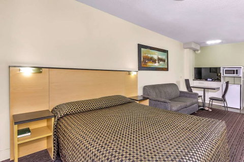 Comfort Inn & Suites Goodearth - Accommodation Broome 15