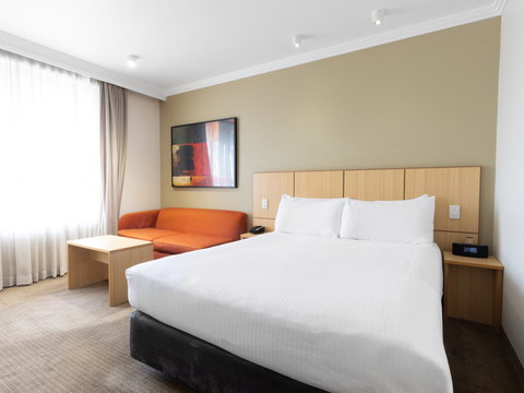 Mercure Brisbane Garden City - Accommodation Broome 5