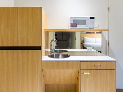 Mercure Brisbane Garden City - Accommodation Broome 8