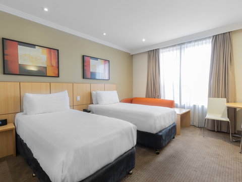 Mercure Brisbane Garden City - Accommodation Broome 12
