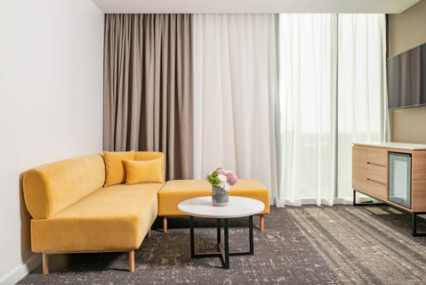 Crowne Plaza Adelaide - Accommodation Broome 3
