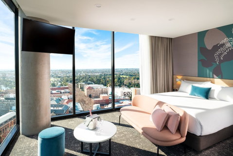 Crowne Plaza Adelaide - Accommodation Broome 12