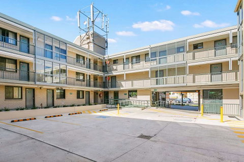Quality Inn Sunshine Haberfield - Accommodation Broome 3