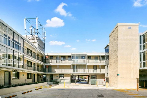 Quality Inn Sunshine Haberfield - Accommodation Broome 4