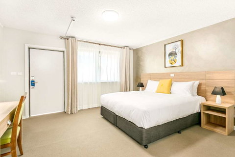 Quality Inn Sunshine Haberfield - Accommodation Broome 11