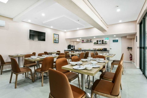 Quality Inn Sunshine Haberfield - Accommodation Broome 14
