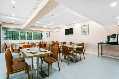 Quality Inn Sunshine Haberfield - Accommodation Broome 16