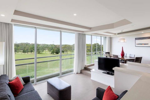 RACV Royal Pines Resort - Accommodation Broome 12